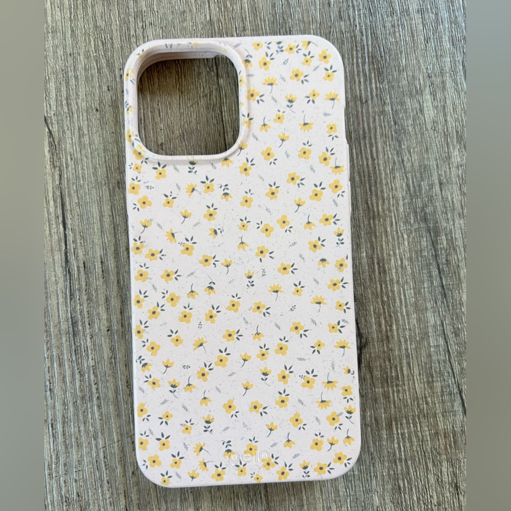 Pela | Seashell Little Yellow Flowers iPhone 13 Pro Max Case